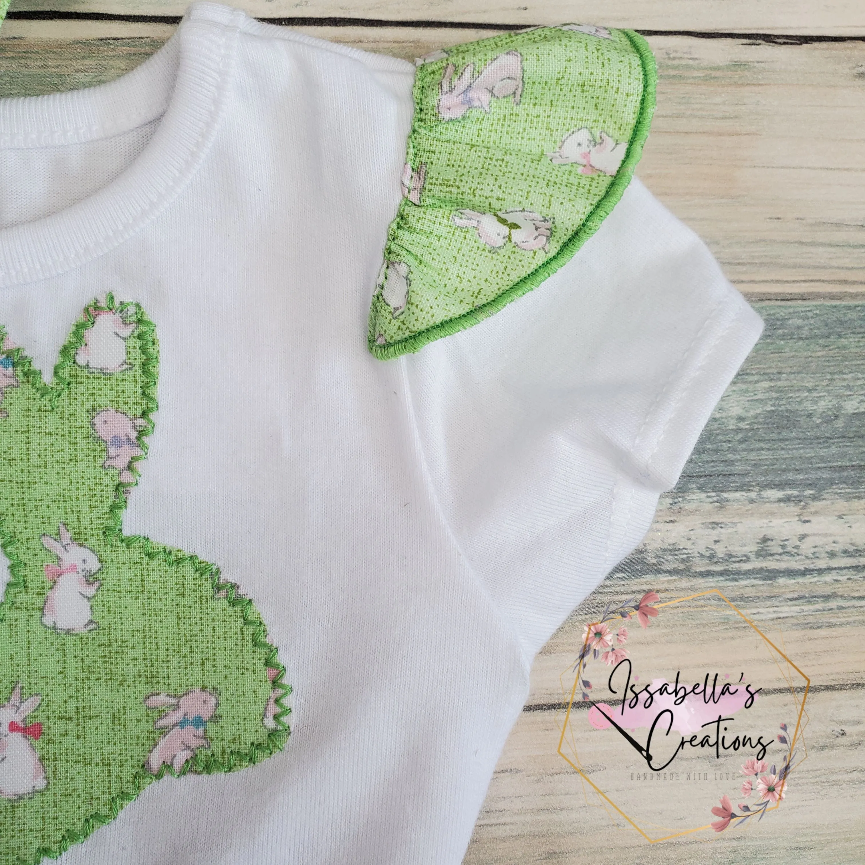 3 pcs  green Rabbit print short sleeve Baby set, Handmade Baby set