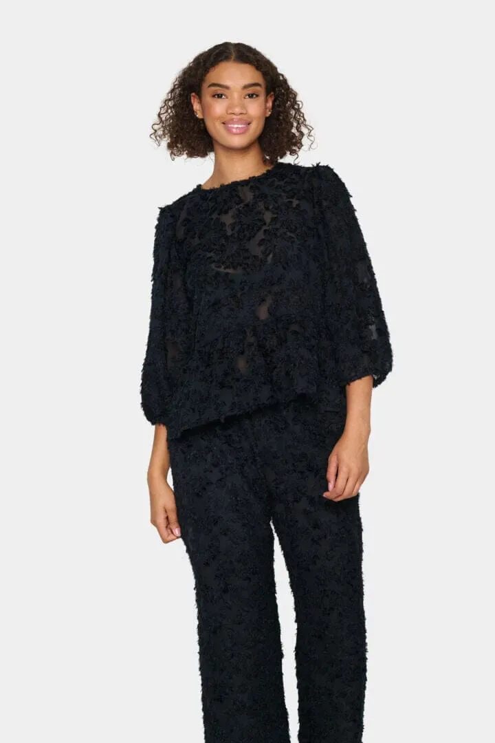 BLACK FLORAL CUT OUT LACE BLOUSE