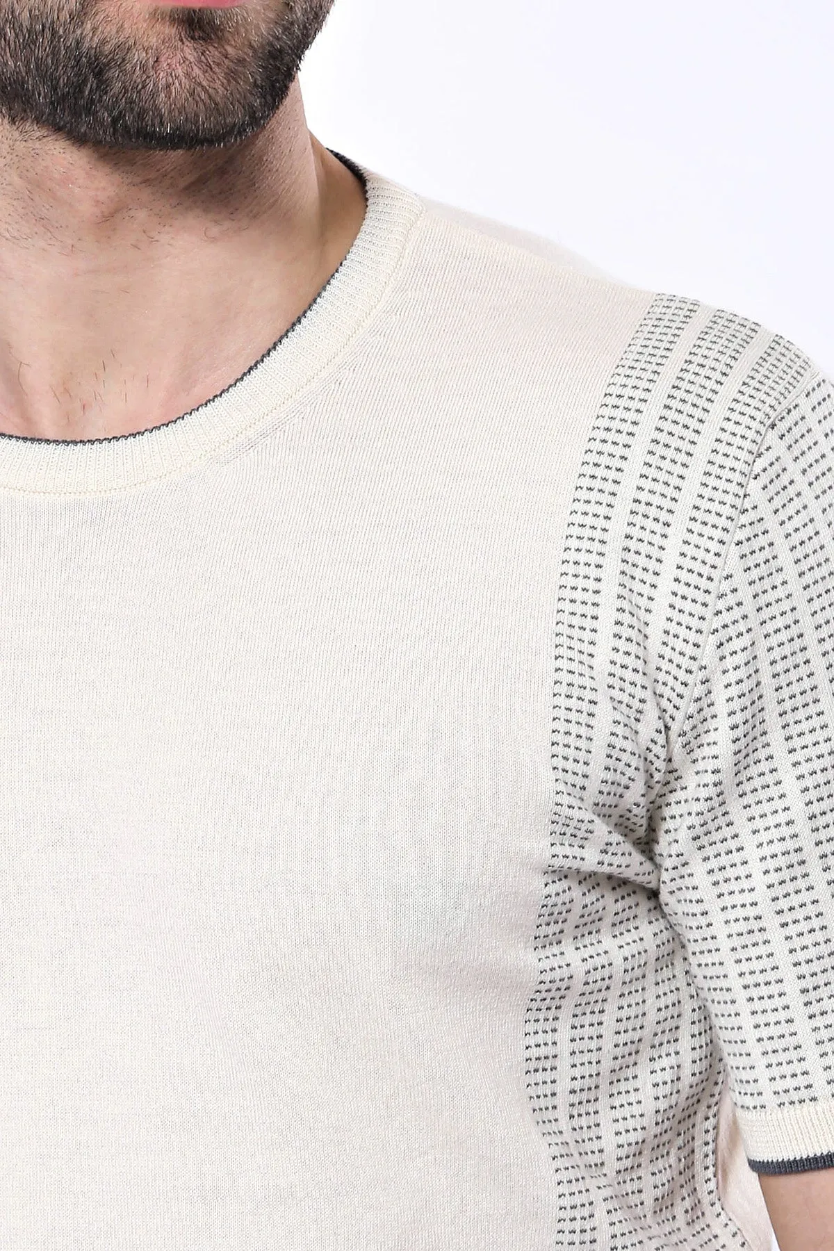 Circle Neck Patterned Cream Knitted T-Shirt - Wessi