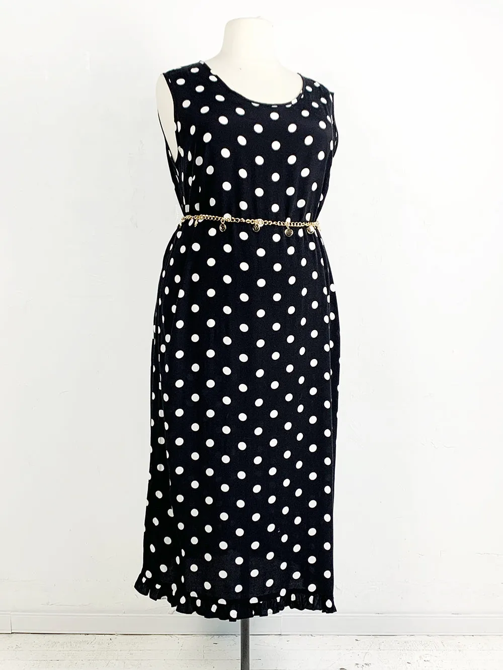 CLIOII Black and White Polka Dot Maxi Dress With Ruffle Hem