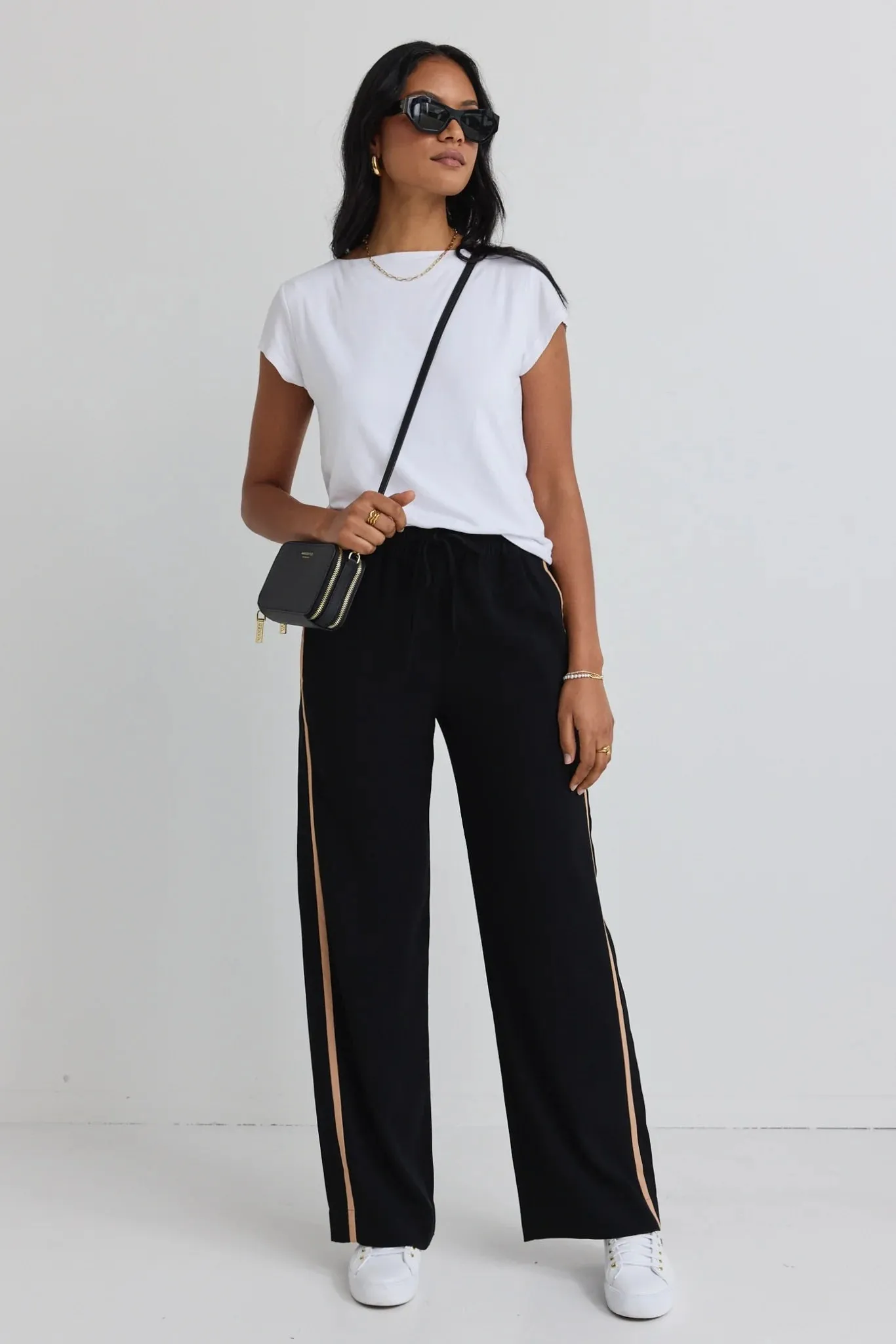 Confidant Leg Crepe Wide Pants - Black Stripe