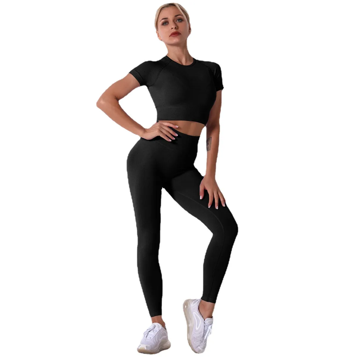 European and American Seamless Knitted Workout Short Sleeve Trousers Yoga Suit