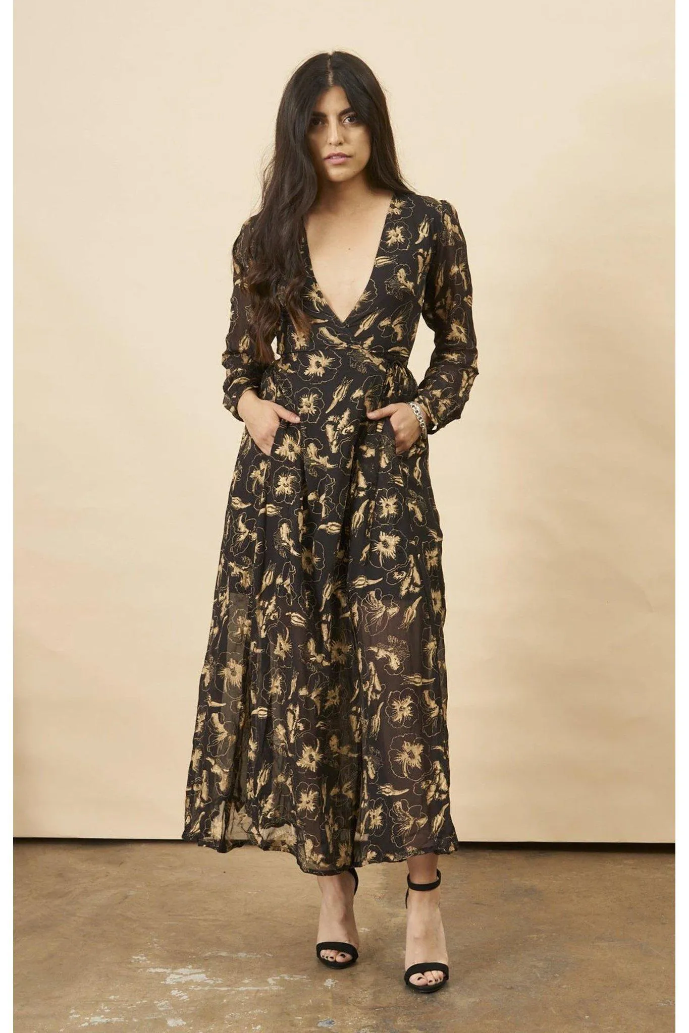 Hibiscus Flower Empress Maxi in Black   Gold