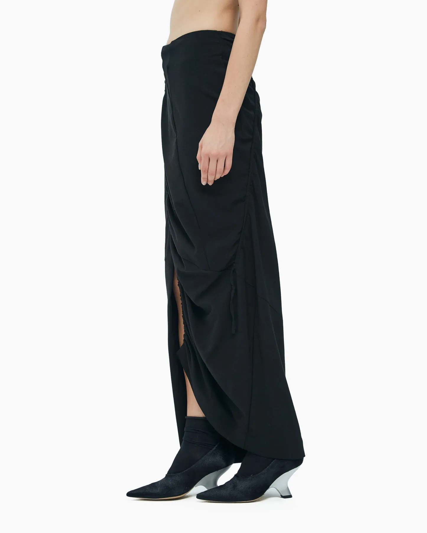 Long asymmetric skirt