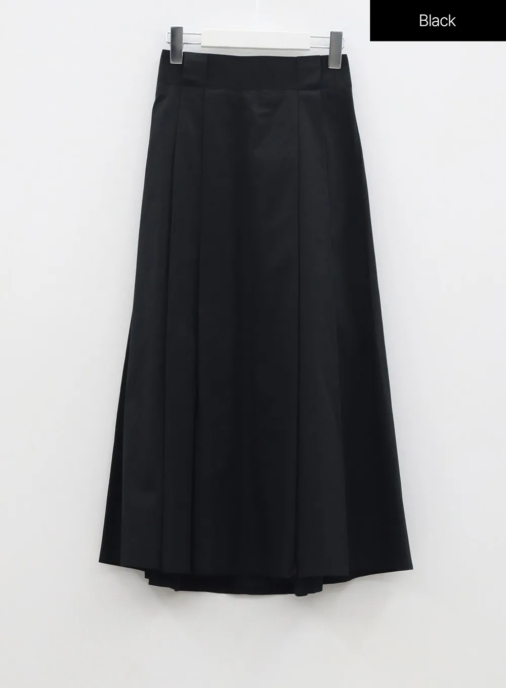 Pleated Maxi Skirt OM321