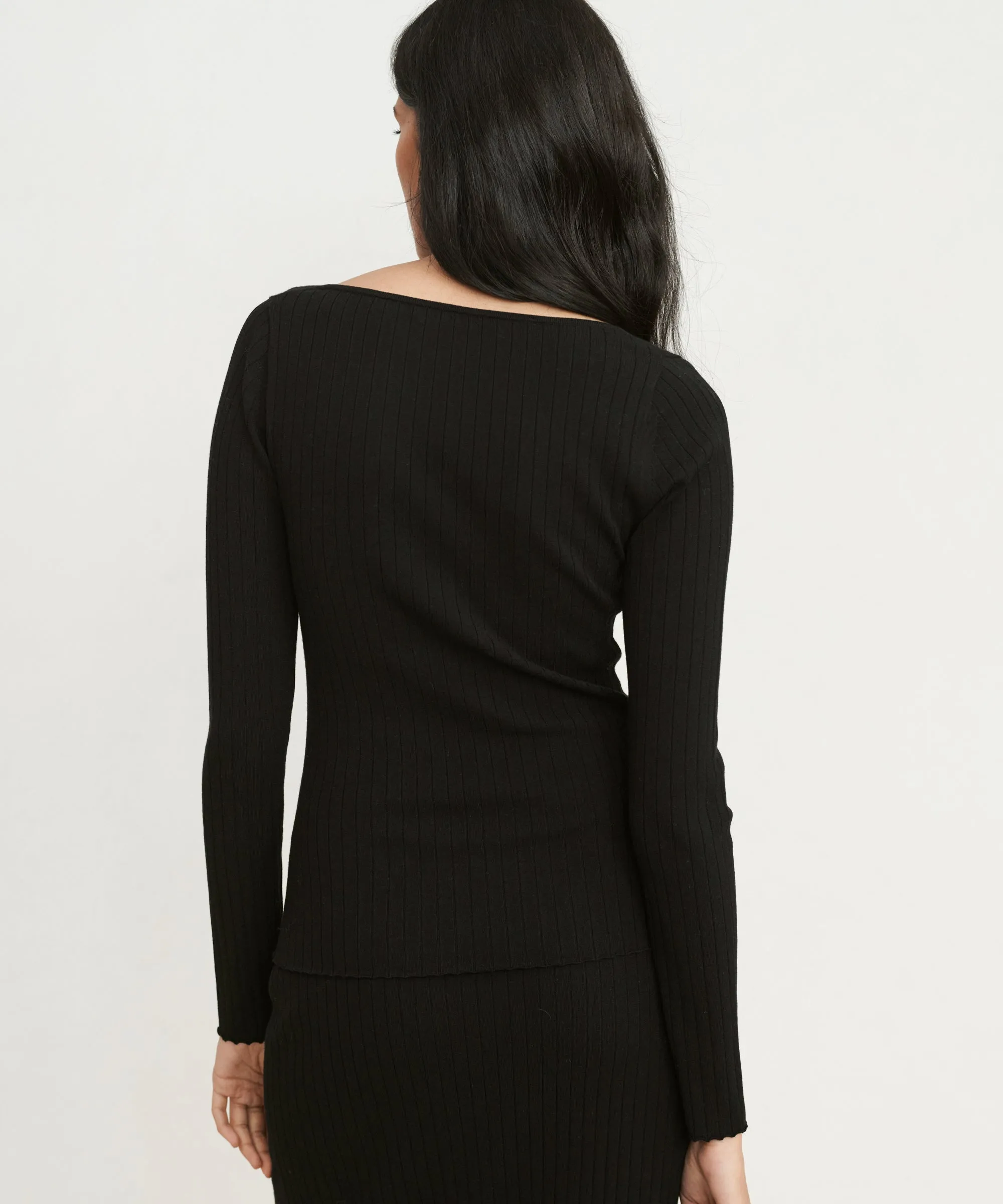 Ribbed Long-Sleeve