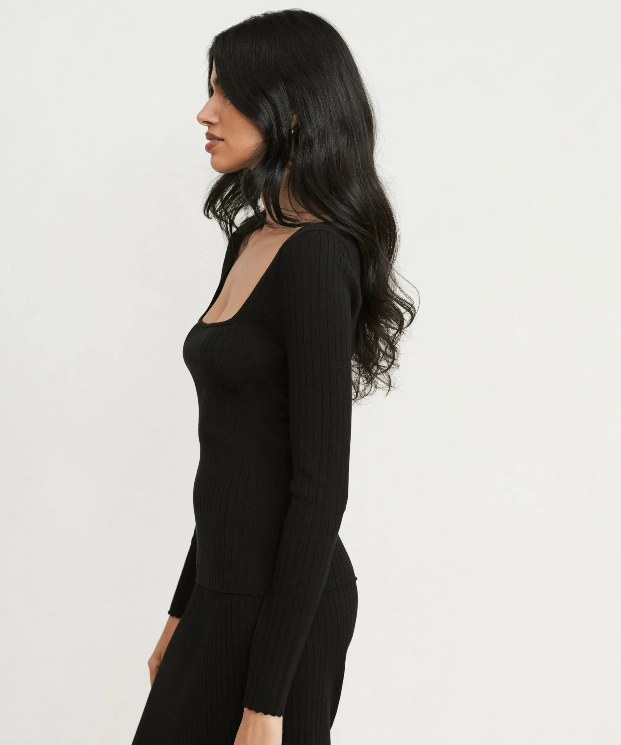 Ribbed Long-Sleeve