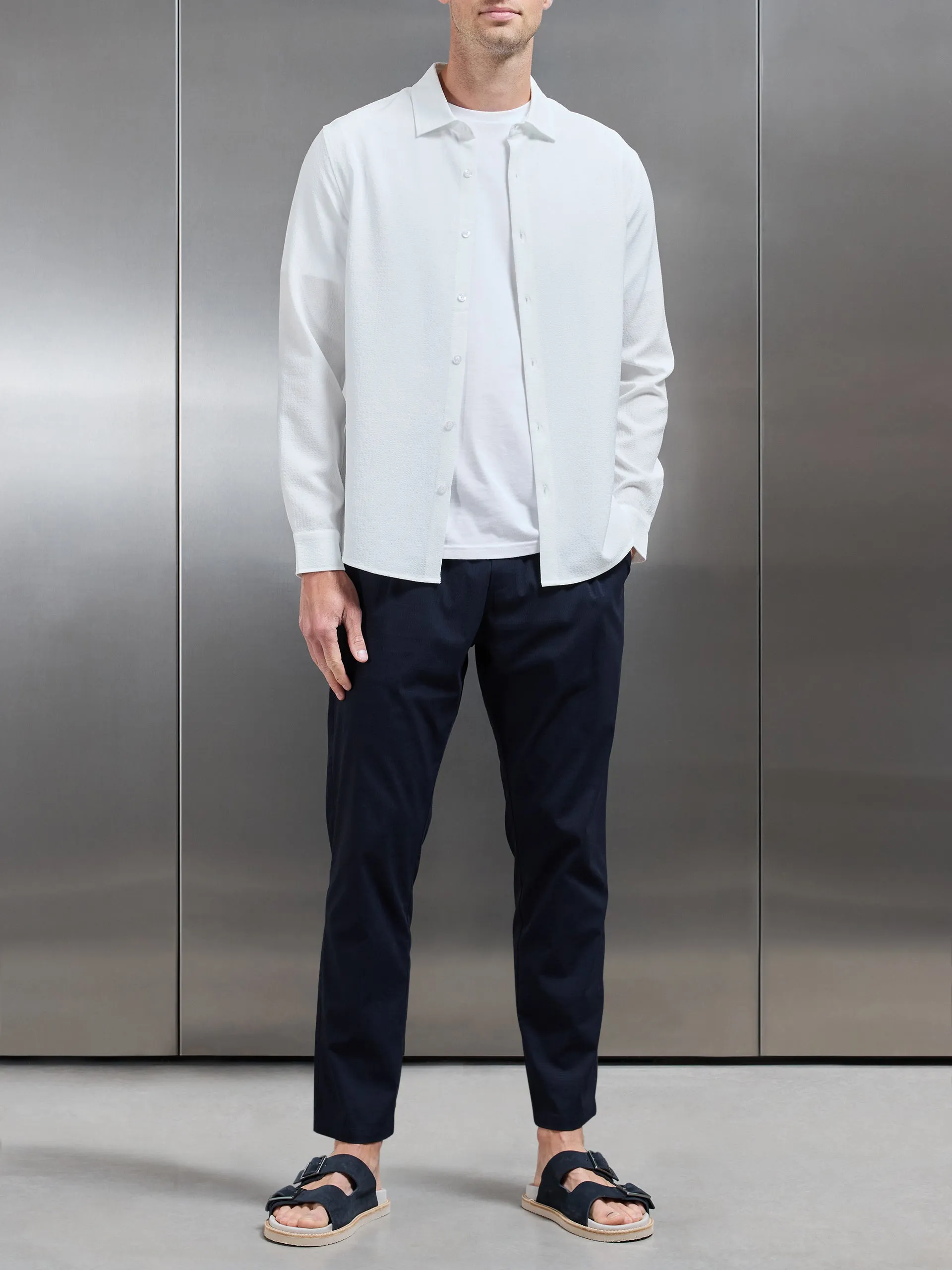 Seersucker Long Sleeve Cutaway Collar Shirt in White