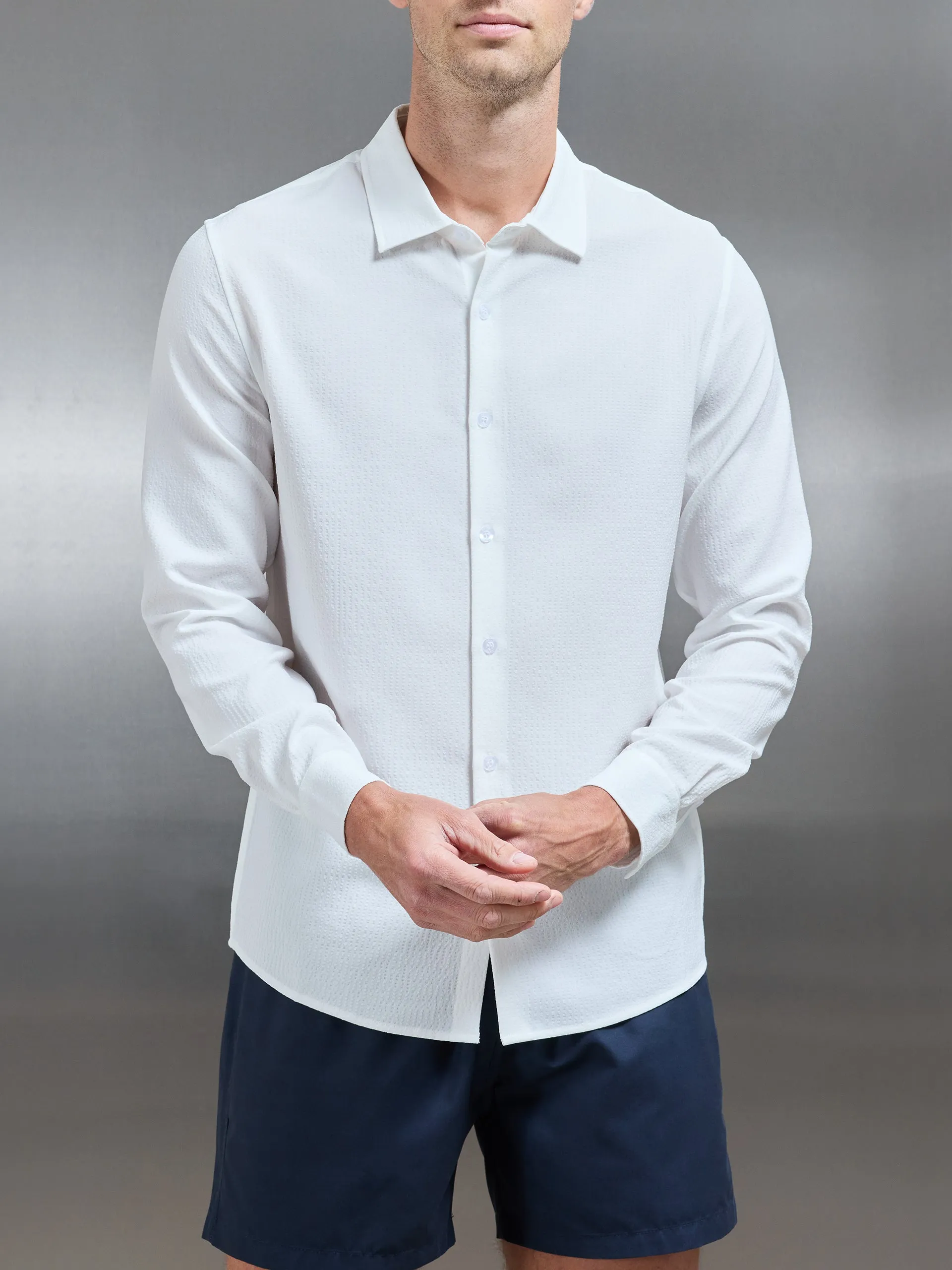 Seersucker Long Sleeve Cutaway Collar Shirt in White