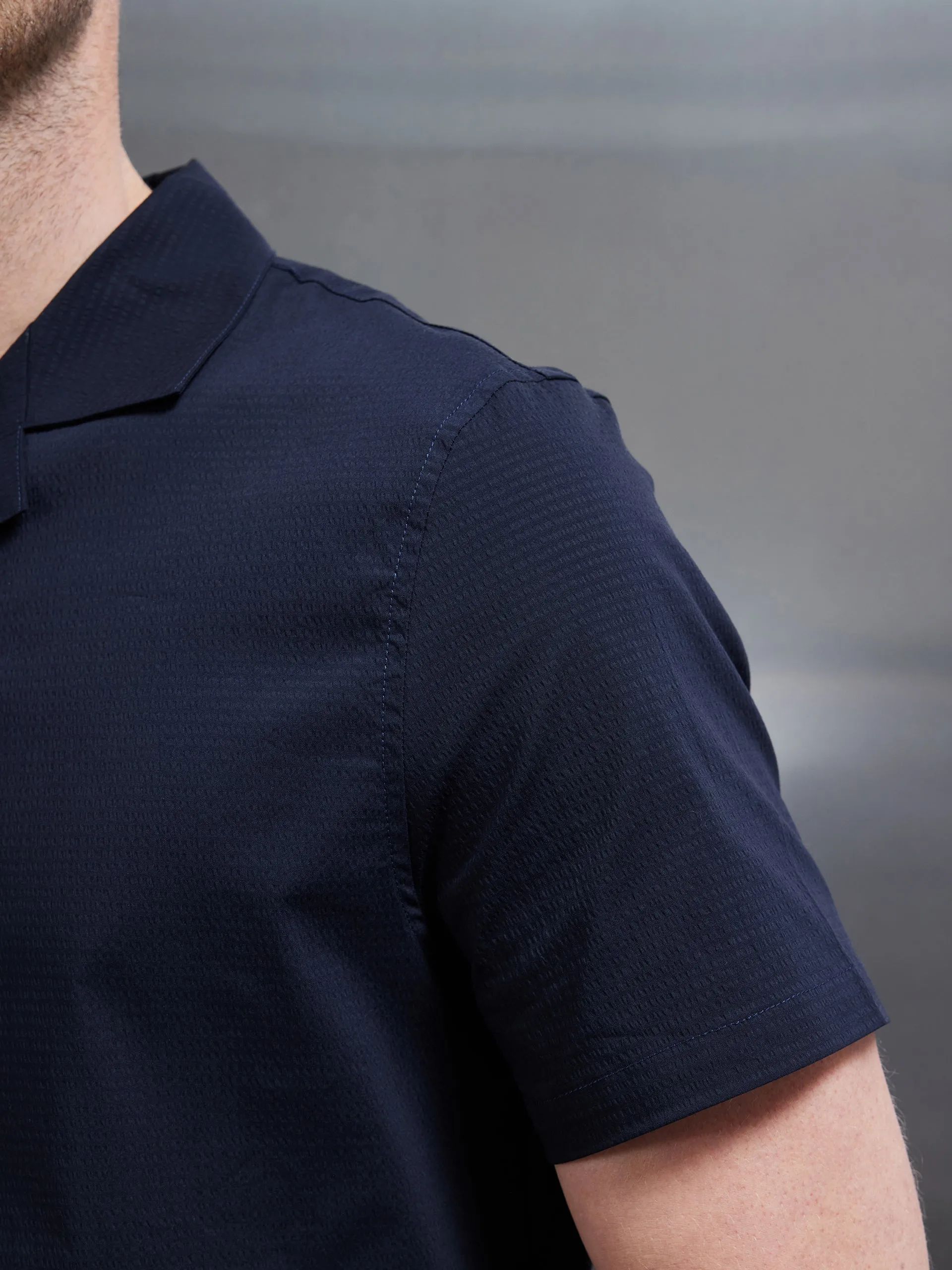 Seersucker Revere Collar Shirt in Navy