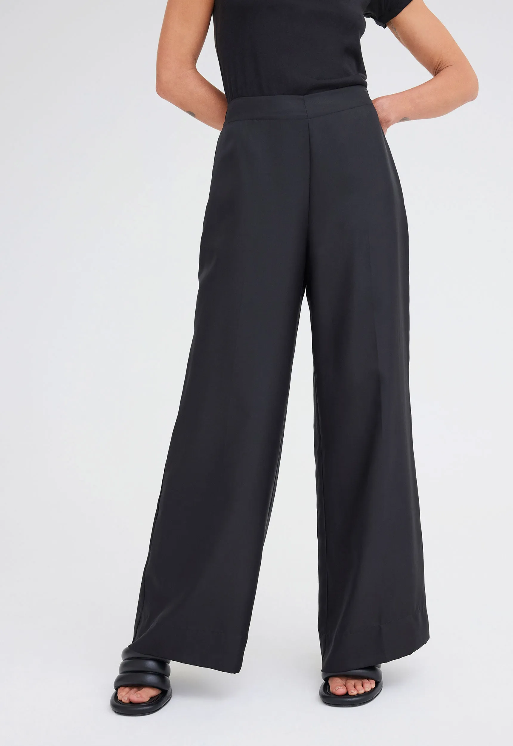 Seta Silk Pant in Black