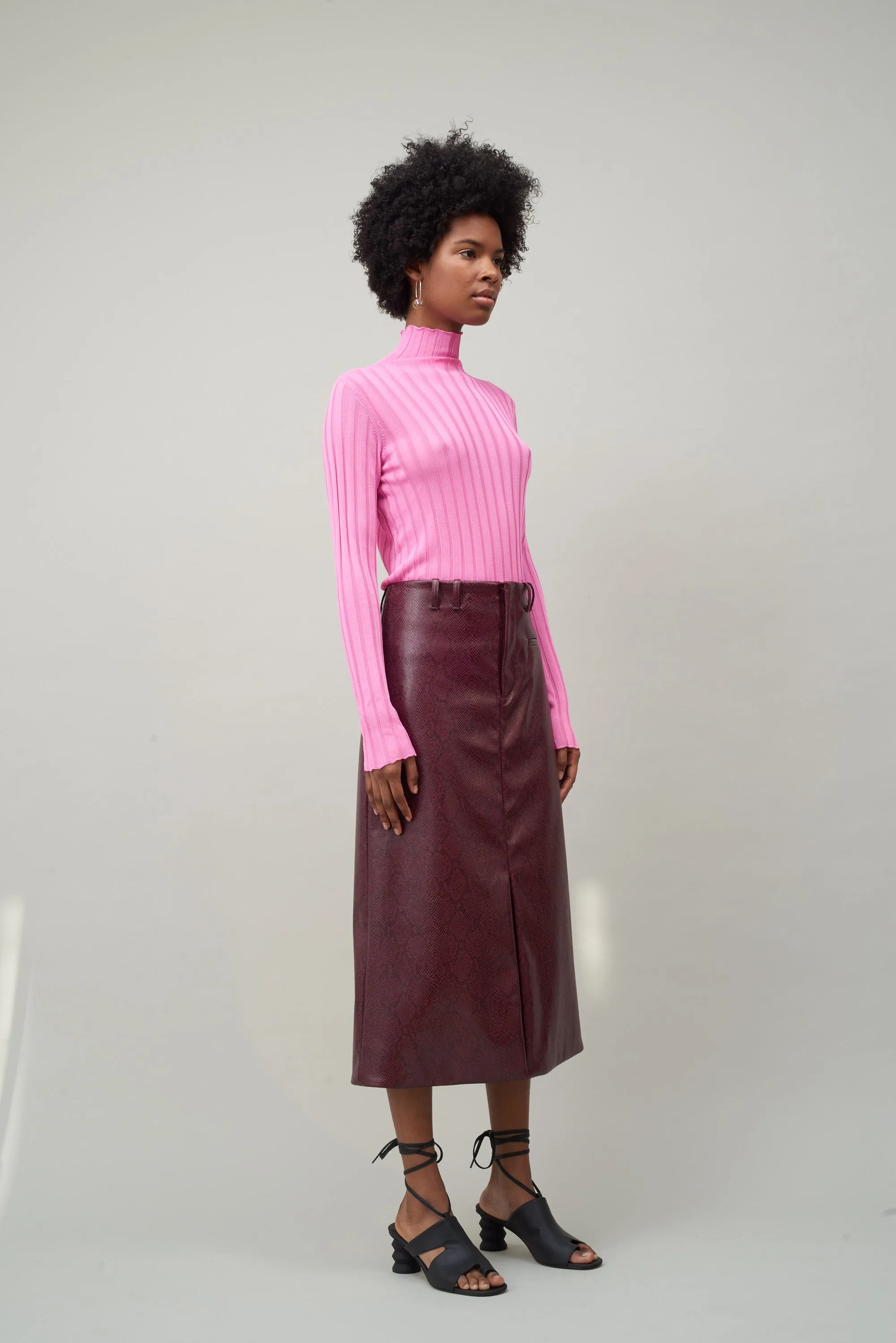 SLIT FRONT SKIRT - BURGUNDY FAUX SNAKESKIN