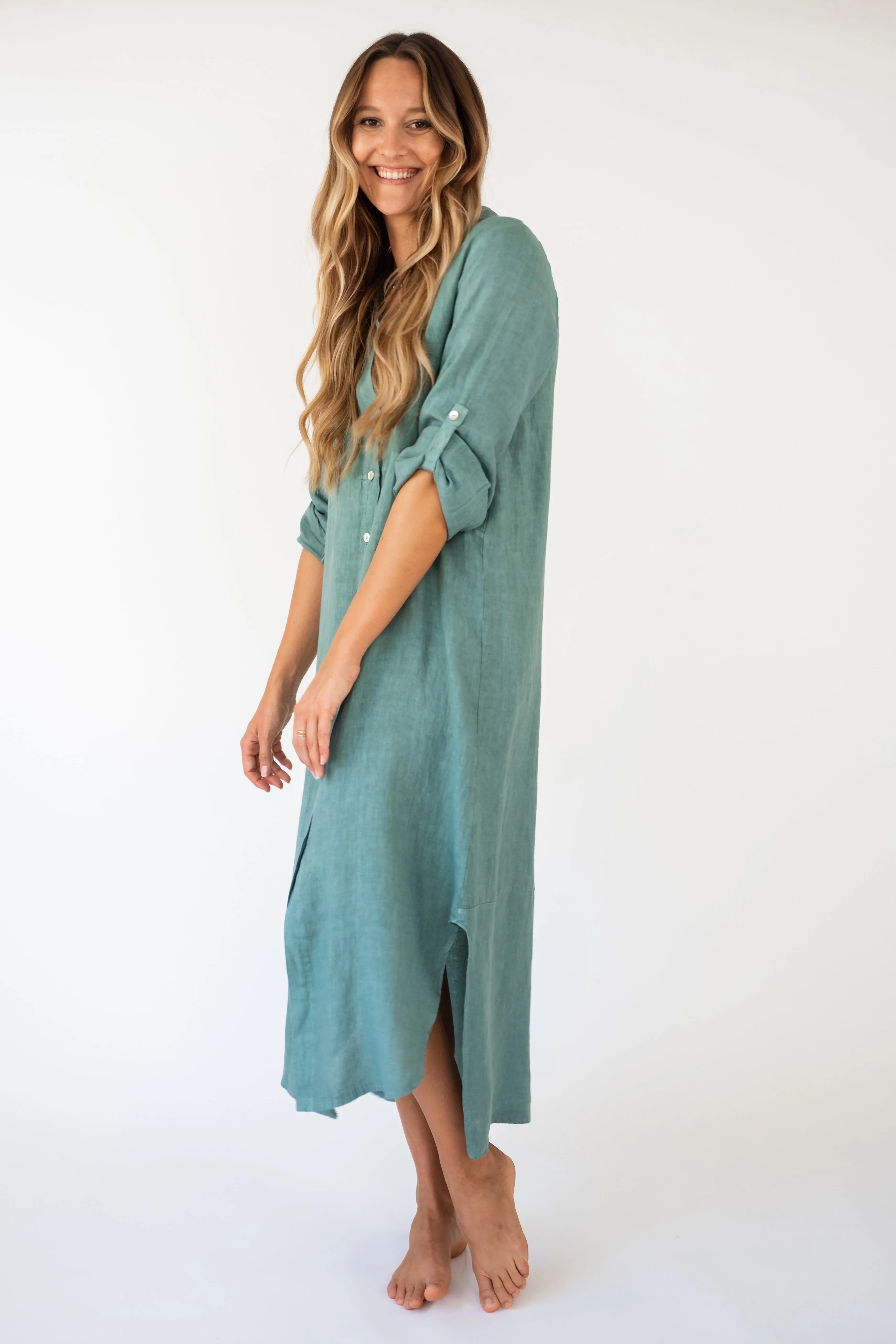 The EWA Linen Button down Kaftan Dress