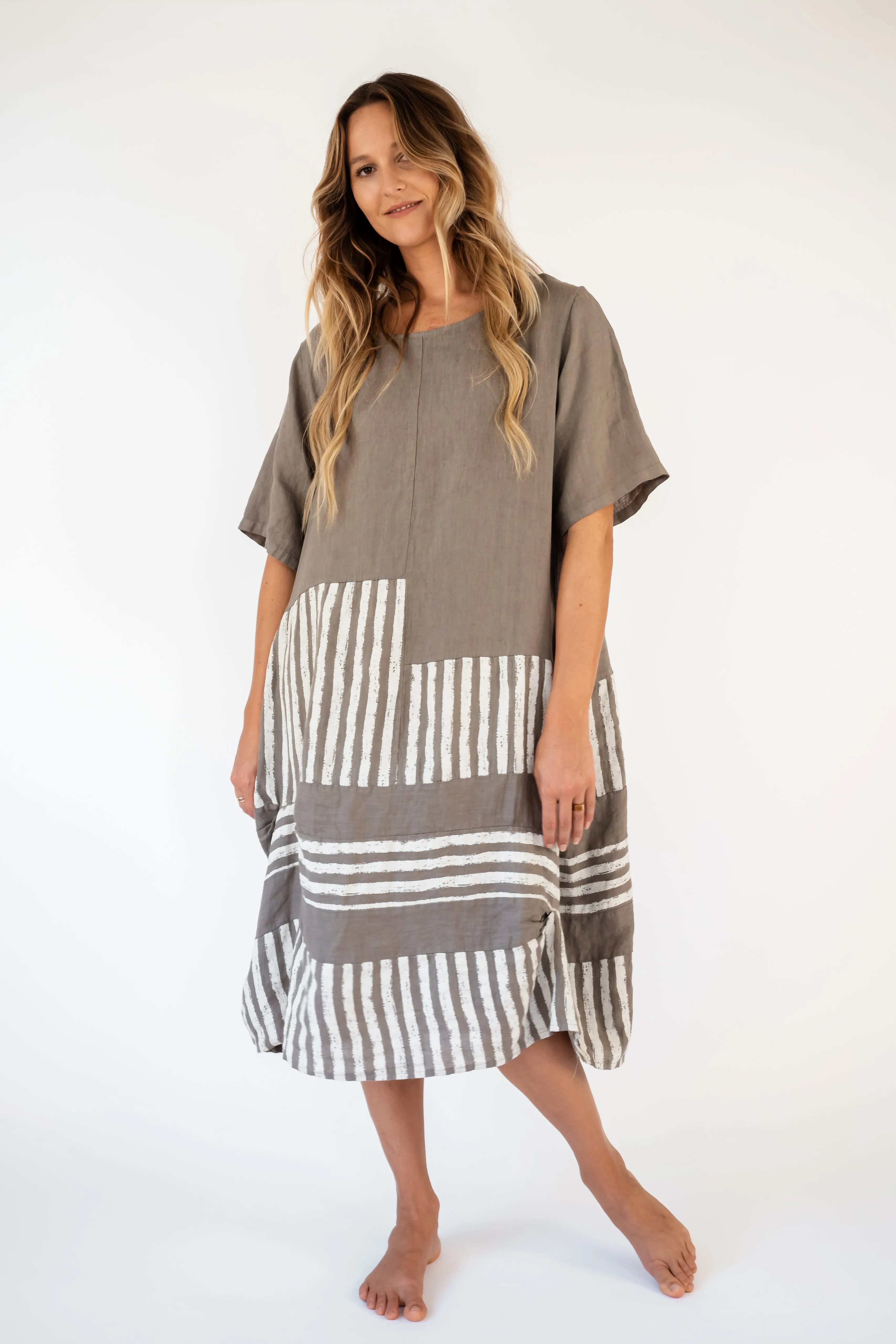 the NIU Linen maxi dress